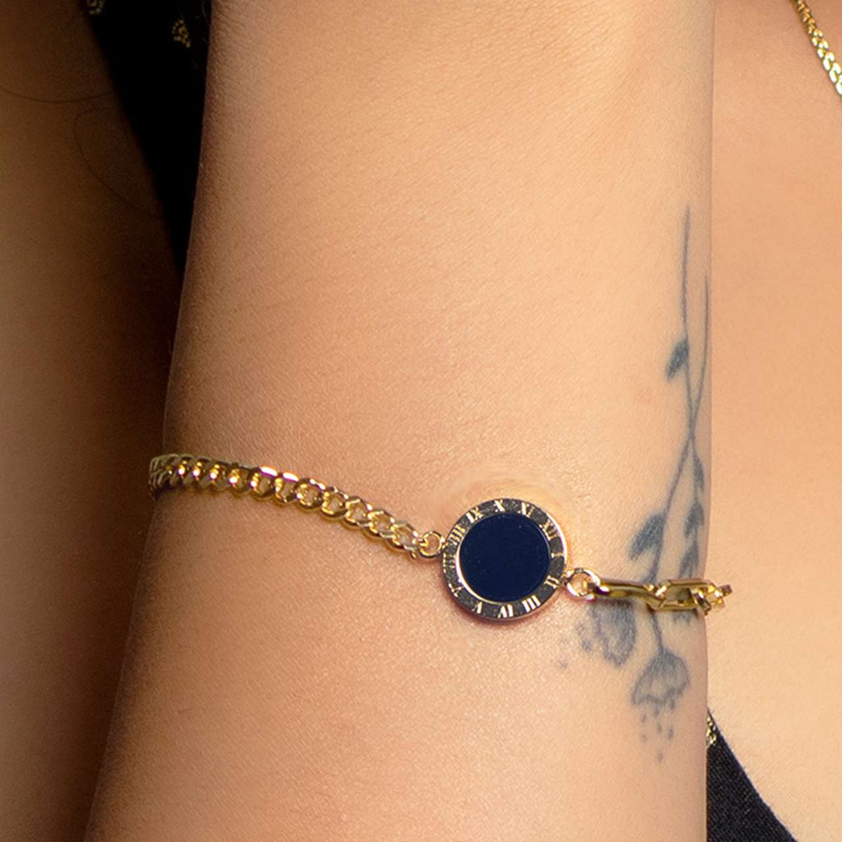 Ebony Dainty Gemstone Hypoallergenic Bracelet